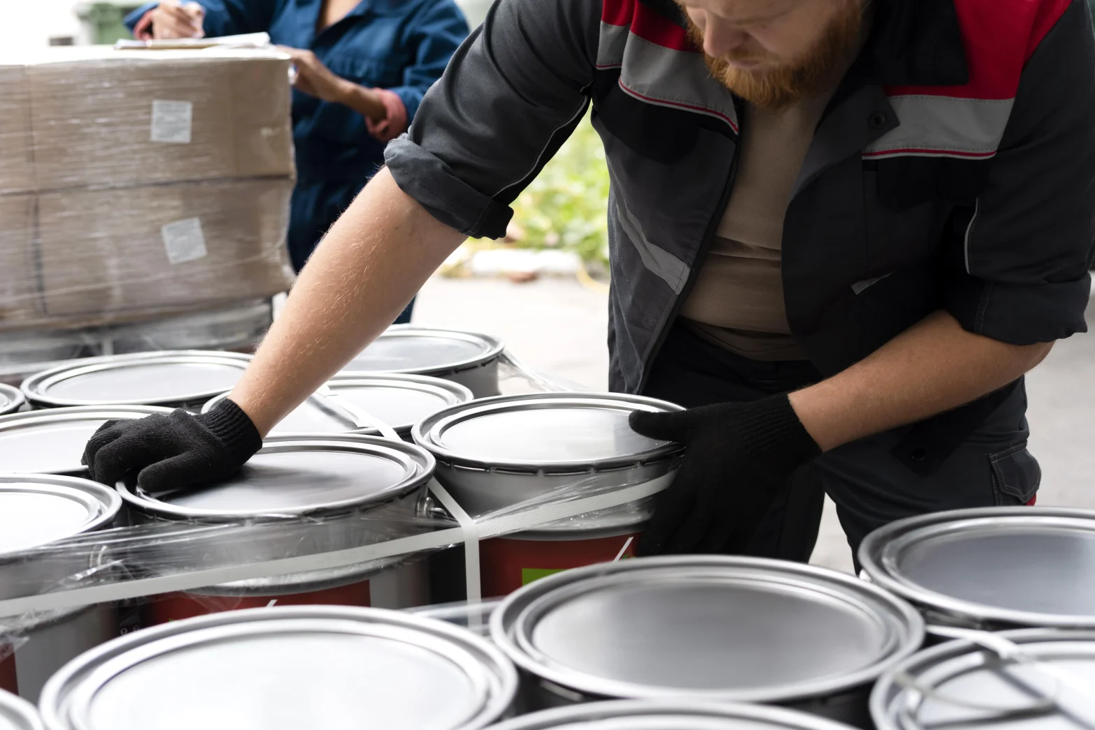 Pressure vessel secured for transport under DOT vessel transport rules